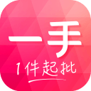 广西球迷高喊“大雷来吃猪脚粉”，王大雷微笑着挥手致意